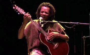 Hommage à Cyrille Effala, l’un des plus grands chansonniers produit par le Cameroun