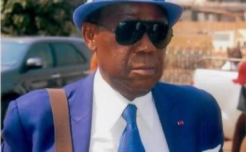L’icône de la musique Camerounaise Ekambi Brillant réclame ses droits au port de Kribi